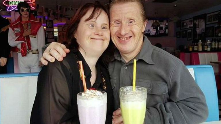 Senki sem hitt benne, 22 év után mégis boldogan él a Down-szindrómás házaspár 