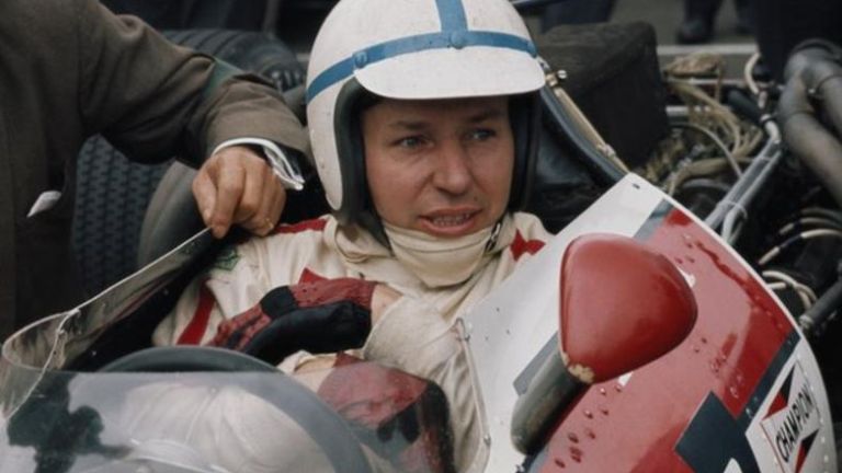 Meghalt John Surtees