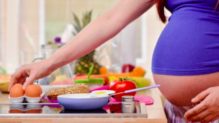 A terhesség alatti diétával a koraszülés is megelőzhető 