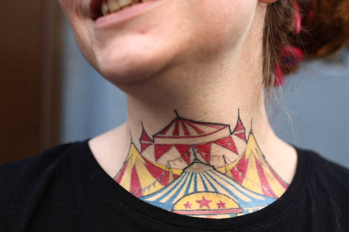 Hittantanárból lett tetováló Ani, a kétgyerekes családanya