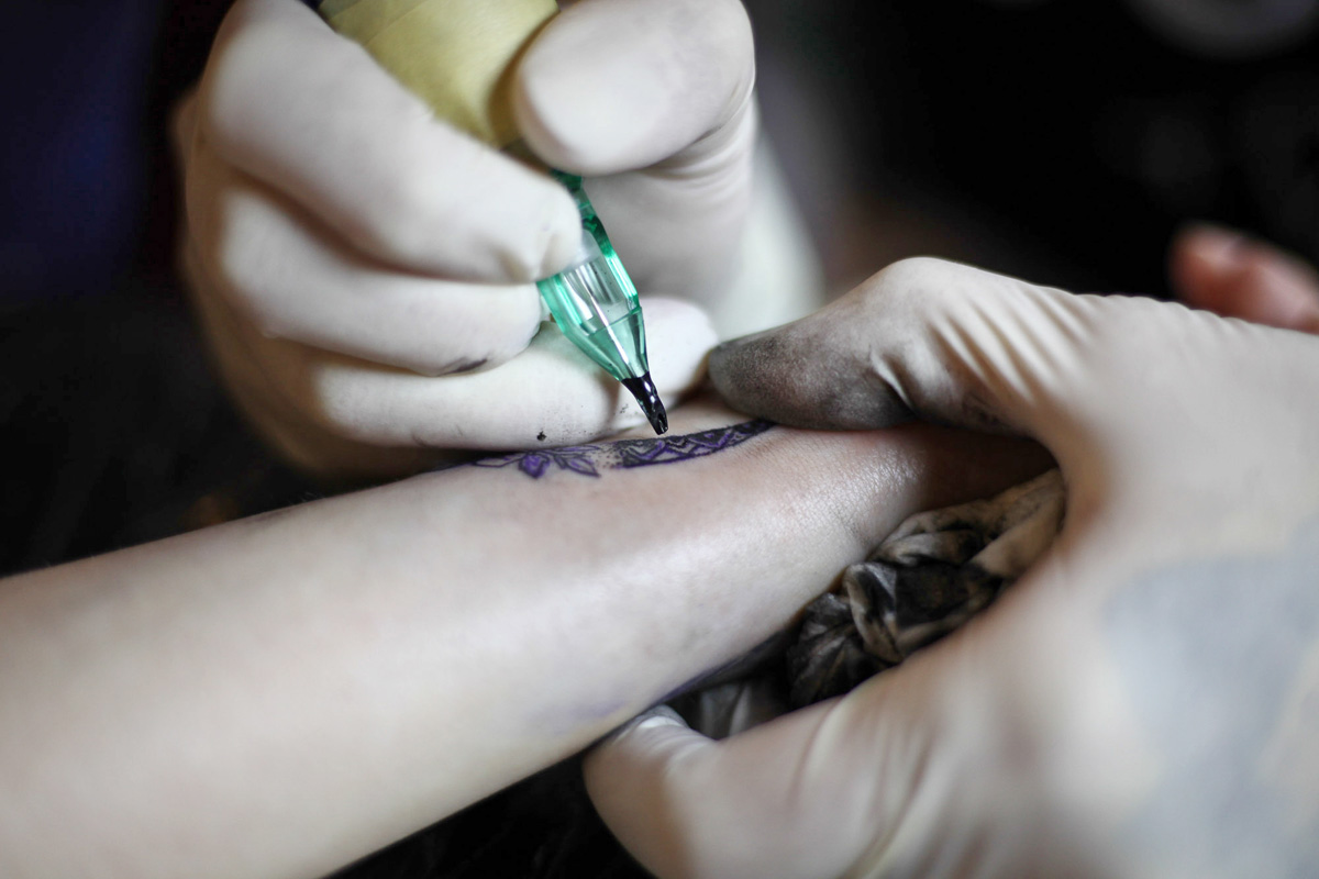Hittantanárból lett tetováló Ani, a kétgyerekes családanya