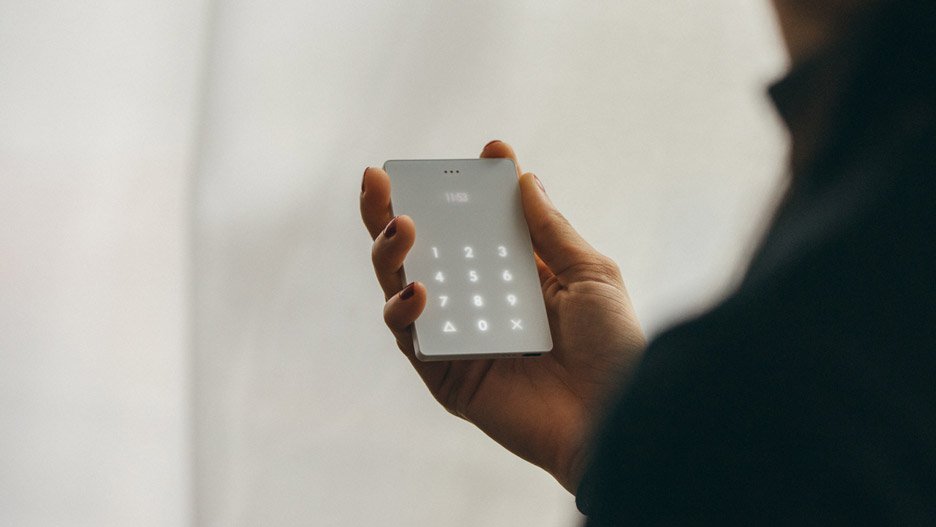 Ezt a minimalista mobilt azért tervezték, hogy telefonáláson kívül mást ne csinálj vele