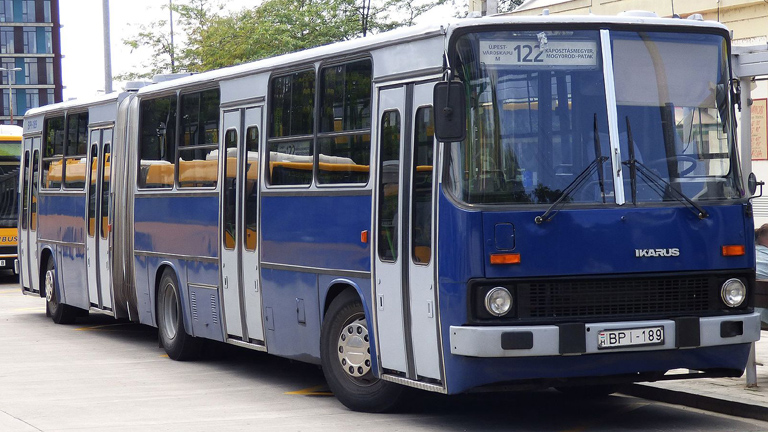 Forgalomból kivont buszok is visszatérnek a metrópótlásra
