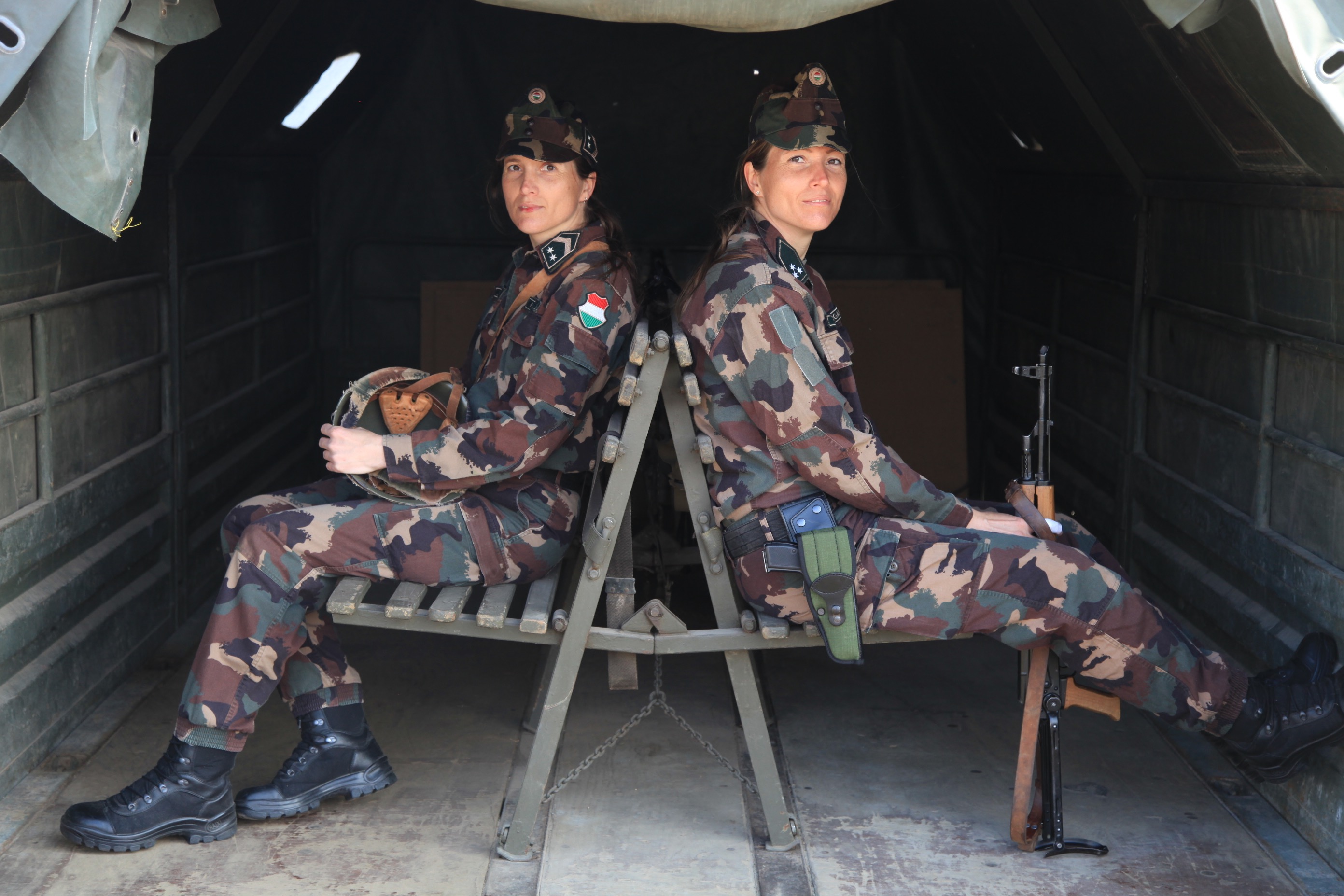 Nők a seregben: