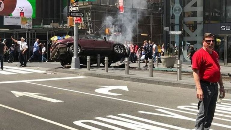 Gyalogosokat gázolt egy autó New Yorkban