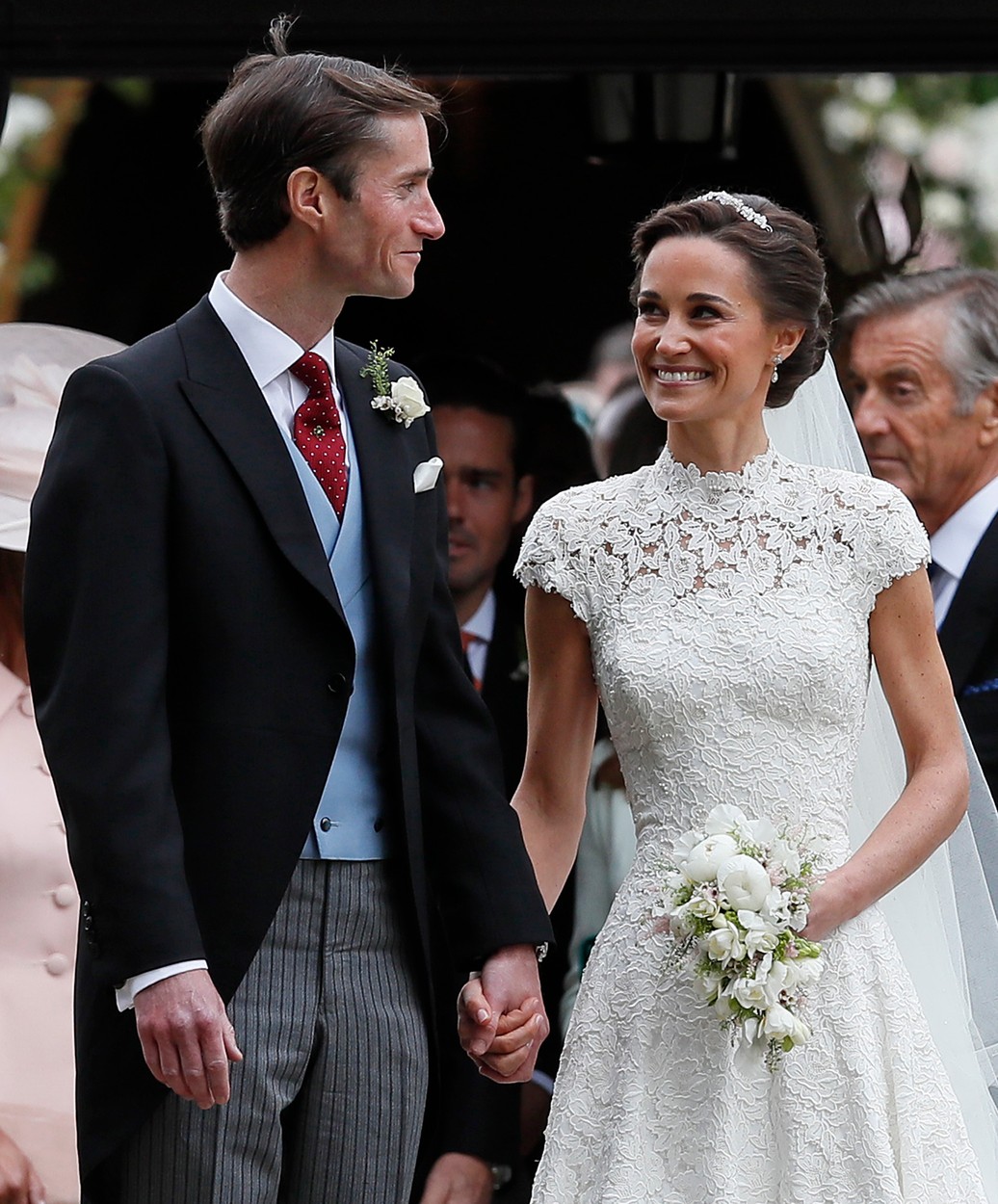 Ezért sírta el magát Pippa Middleton esküvőjén György herceg 