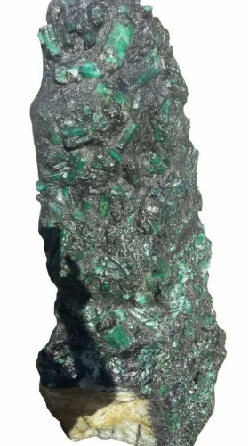 Minden idők egyik legnagyobb smaragdját találták Brazíliában