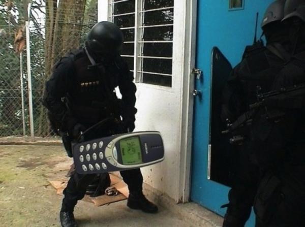 A nagy előd, az eredeti Nokia 3310 mémek kiapadhatatlan forrásává vált (Fotó: Tumblr)