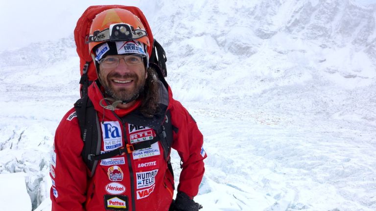 Everest-expedíció: Klein Dávid feladta