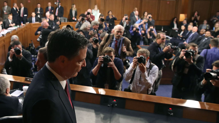 James Comey megérkezik a szenátusi meghallgatásra (Fotó: Getty Images)