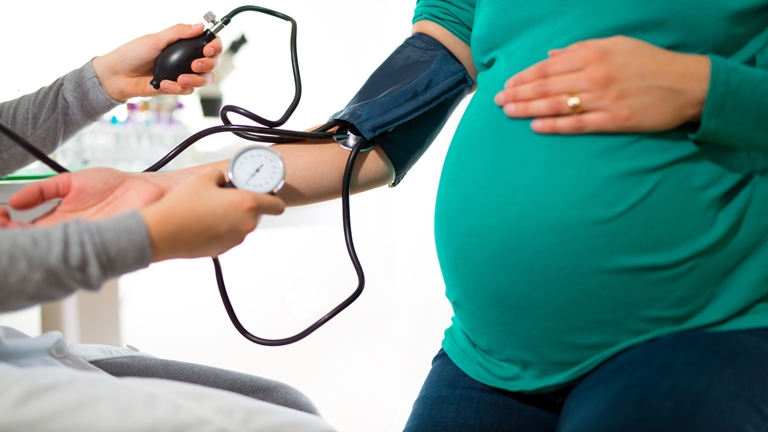 A terhességi magas vérnyomás és a pre-eklampszia