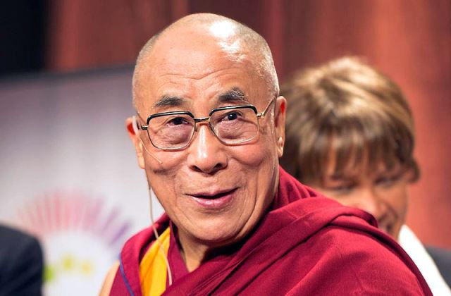 A dalai láma inspiráló üzeneteit milliók olvassák a világon