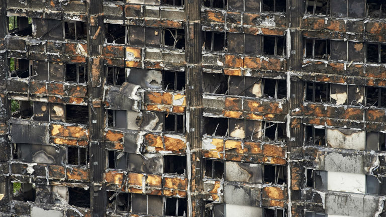 Londoni tűzvész: zárlatos hűtőszekrény okozta a tragédiát