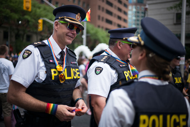 A torontói rendőrök is szivárványba borultak a jókedvű buli idejére (Fotó: Getty Images)