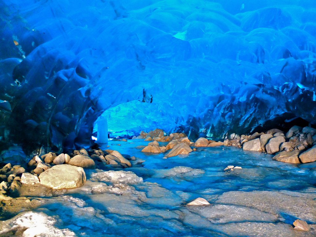 Alaszka elképesztő jégbarlangjai elfeledtetik veled a hőséget