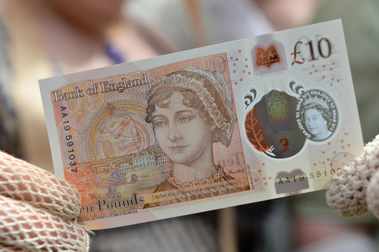 Jane Austen halálának 200. évfordulóján mutatták be az új tízfontost (Fotó: Getty Images)