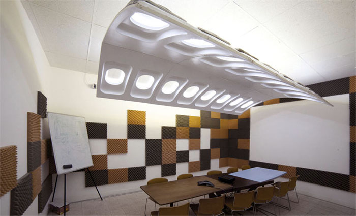 Elképesztő bútorok repülőgép-alkatrészekből