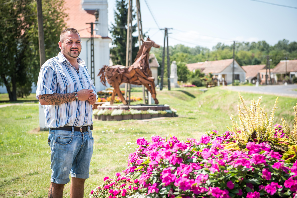A magyar falu, ahol a kocsmából  ingyenes konditermet csinált a polgármester