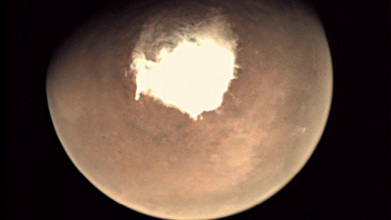 Heves hóviharok dúlnak éjszakánként a Marson