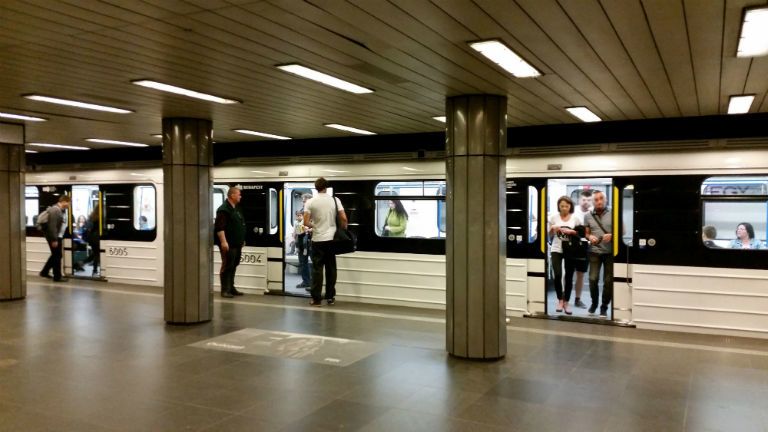 3-as metró felújítás, pótlóbuszok