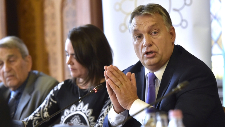 Orbán Viktor az Idõsek Tanácsának ülésén (MTI Fotó: Máthé Zoltán)