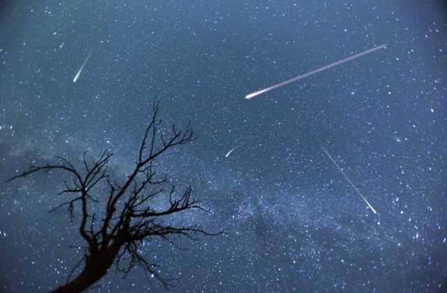 leonida csillaghullás meteorraj november
