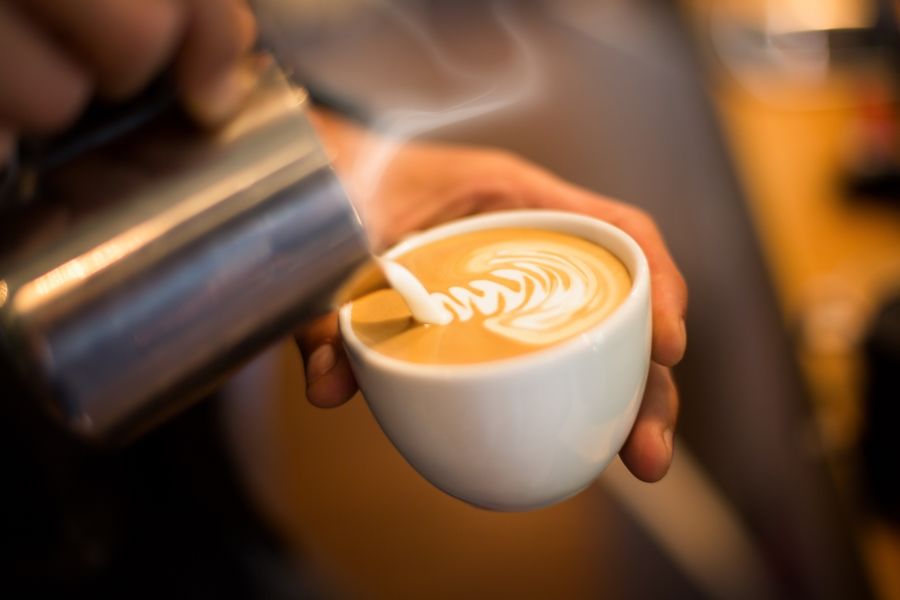 kávé barista latte