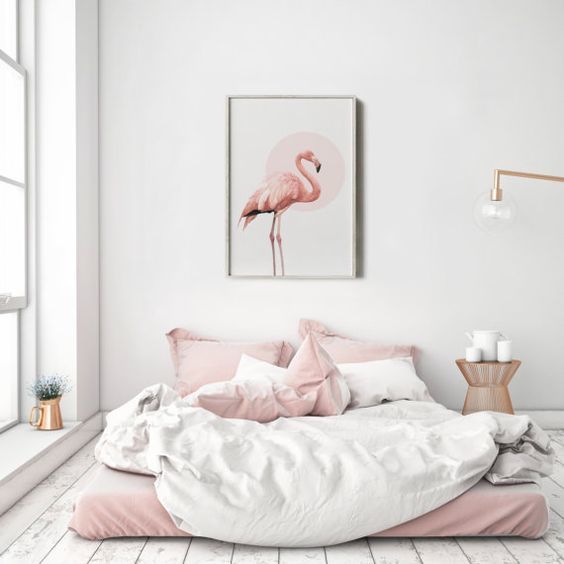Engedd, hogy ellepjék a lakásodat a flamingók!