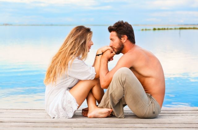 Melyik nőtől óvd a kapcsolatotokat? A férfi horoszkópja megmutatja