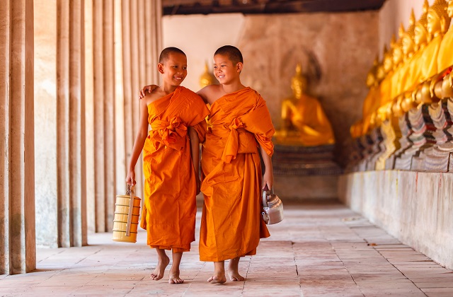 Laosz Buddha buddhizmus azsia gyerekek