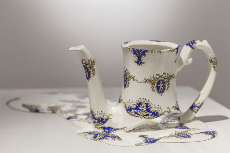 Livia Marin keramikus különleges edényeivel ünnepli a vabi-szabi szellemét (Fotó: liviamarin.com)