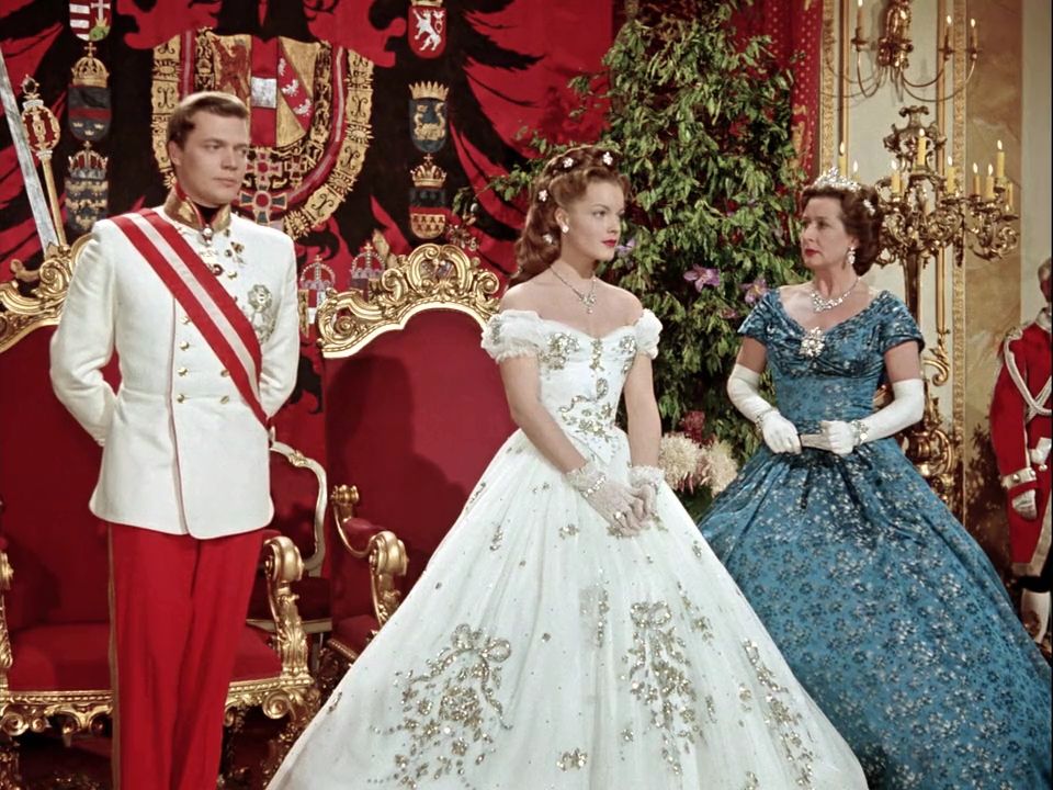 Romy Schneider, Karlheinz Böhm és Vilma Degischer a Sissi, az ifjú császárné c. filmben