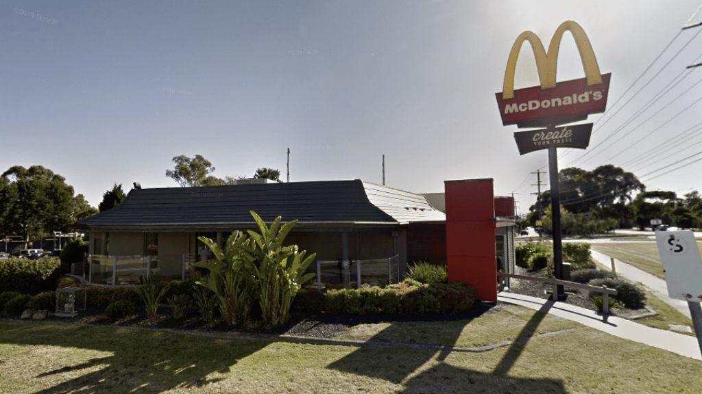 A McDonald's miatt butaság szakítani (Google Maps)