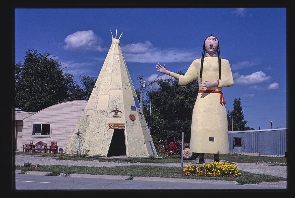 Pocahontas ajándékbolt, Pocahontas, Iowa, 1987
