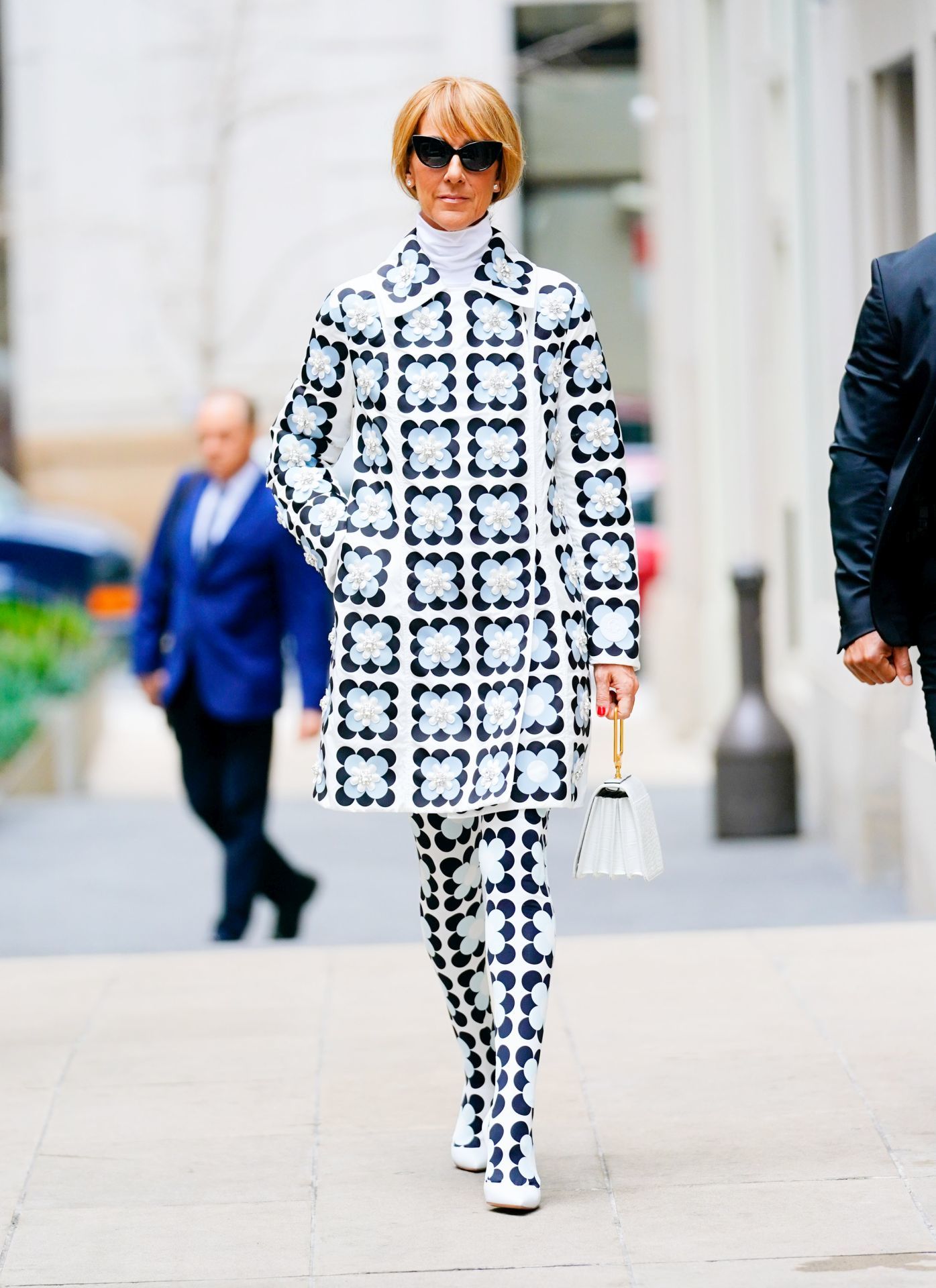 Celine Dion szintén New Yorkban, szintén dizájner ruhában. (Fotó: Jackson Lee/GC Images)