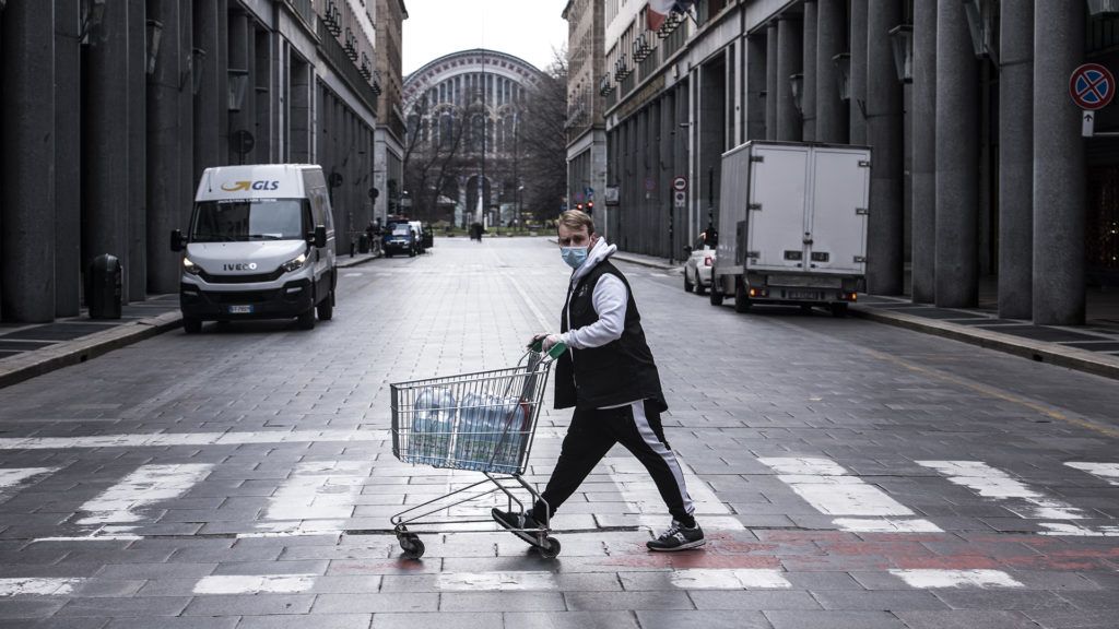 Olaszország utcái és útjai szinte teljesen elnéptelenedtek a koronavírus miatt (Fotó: Getty Images)
