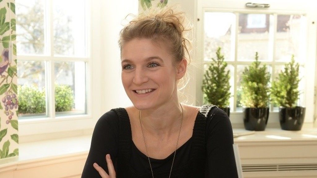 Földes Eszter színésznő (forrás: smagpictures.com)