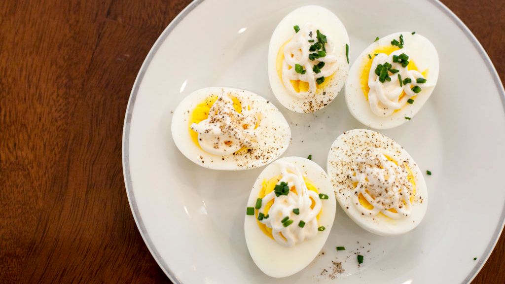 A tojásfőzővel tökéletesre főzhető a tojás.