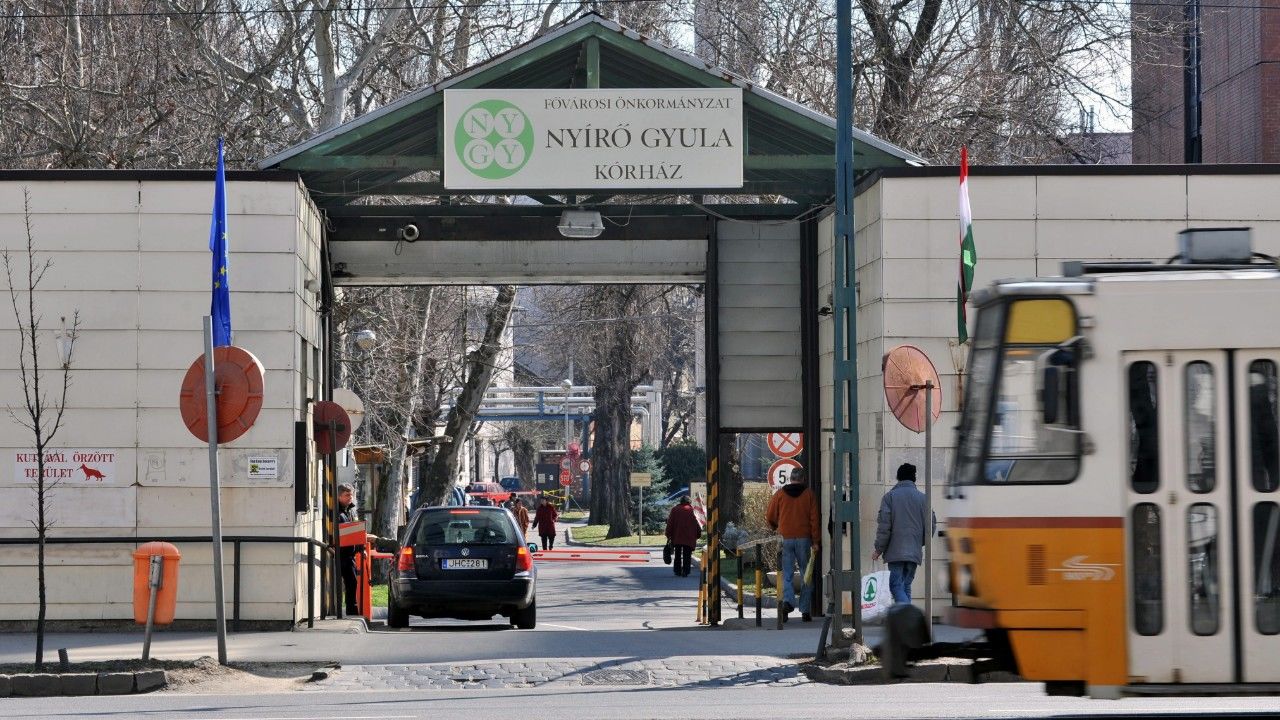 A fővárosi Nyírő Gyula Kórház bejárata