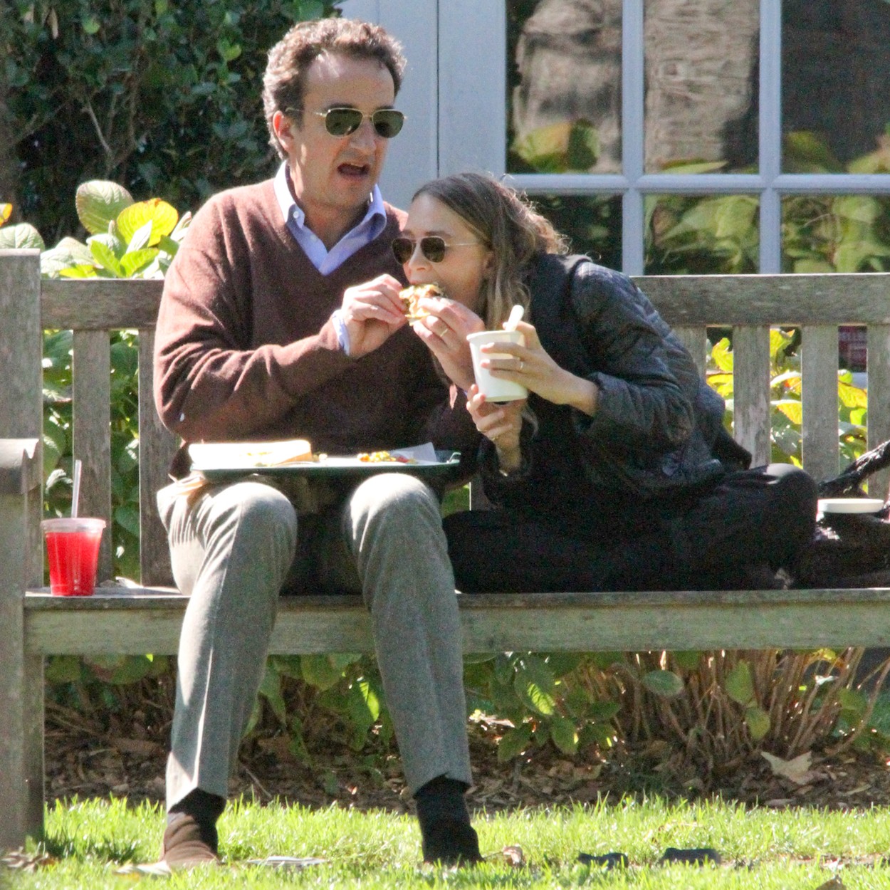 Mary Kate Olsen és férje Olivier Sarkozy