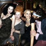 Dita Von Teese, Vivienne Westwood, Gwen Stefani és Andreas Kronthaler 2005-ben.