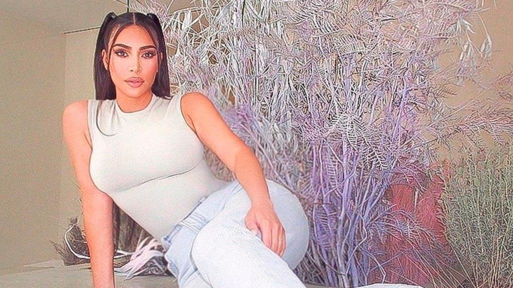 Kim Kardashian egymillió dollárt adományozott az örményeknek