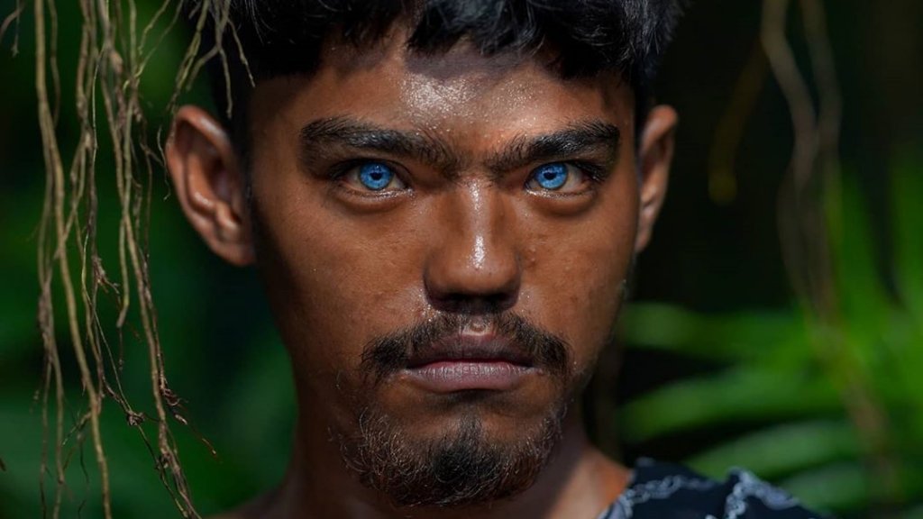 A Buton törzs kék szemű tagja
