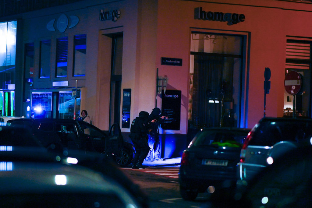 Terrortámadás Bécsben