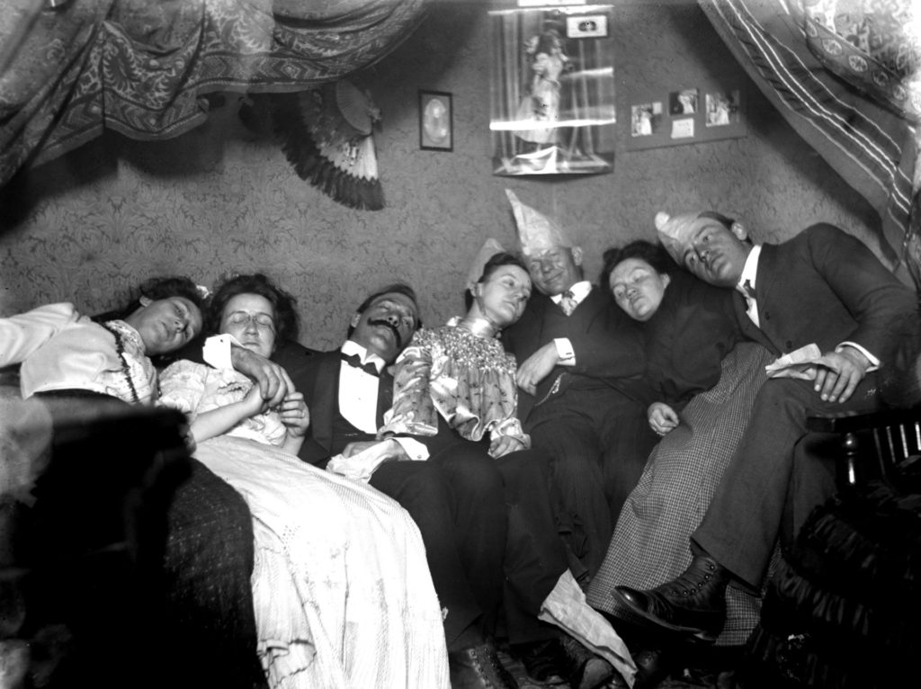 Szilveszteri party 1900 környékén