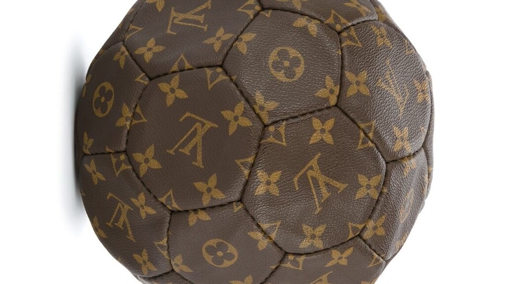 Ez a labda 1,5 millió forint (fotó: Louis Vuitton)