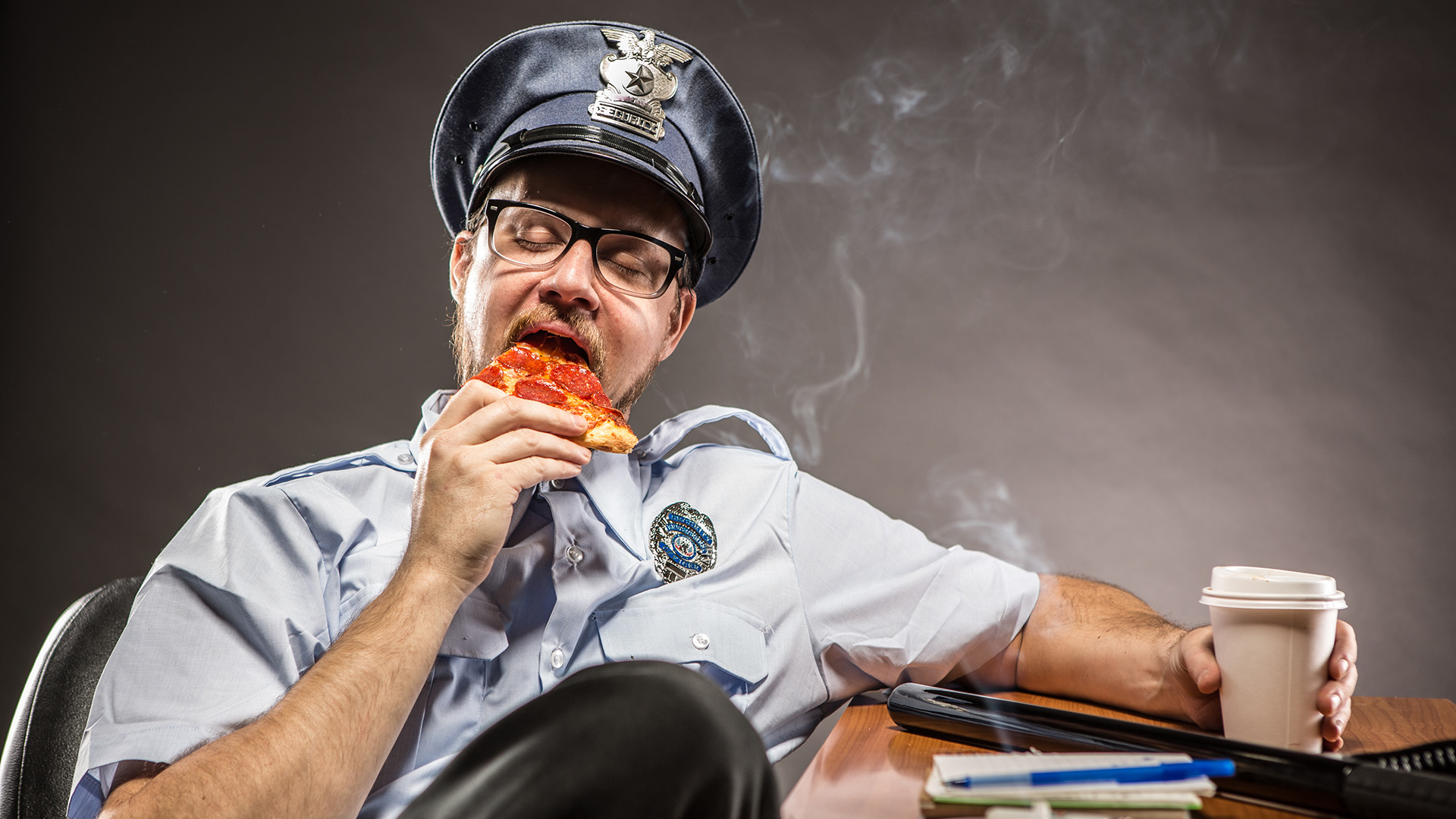 Futár helyett rendőr vitte házhoz a pizzát