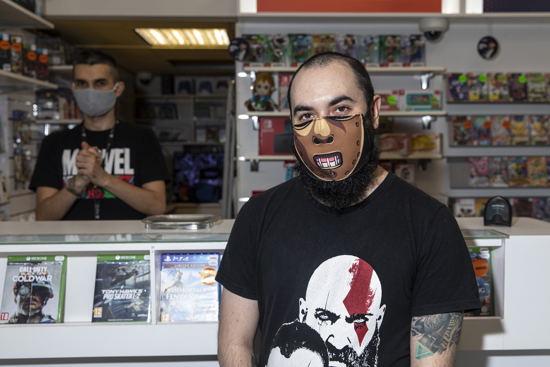 Leportréztuk a legjobb budapesti maszkokat: drog, perverz felirat, koponya és cuki állatkák a szöveten
