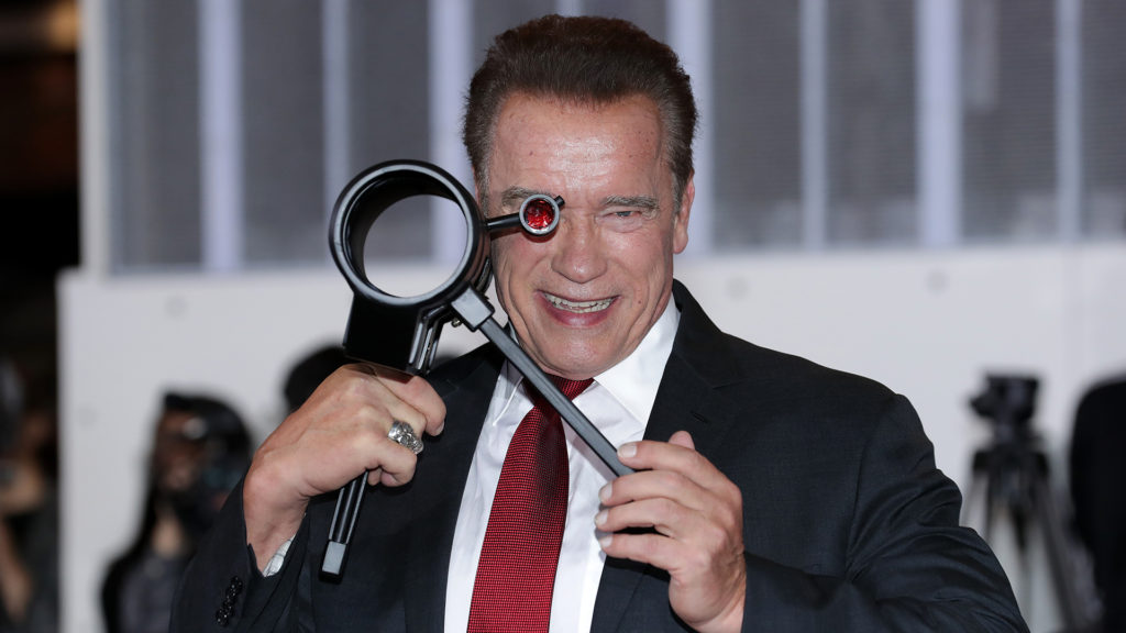 Schwarzeneggert választanánk vezetőnek egy UFO-invázió esetén