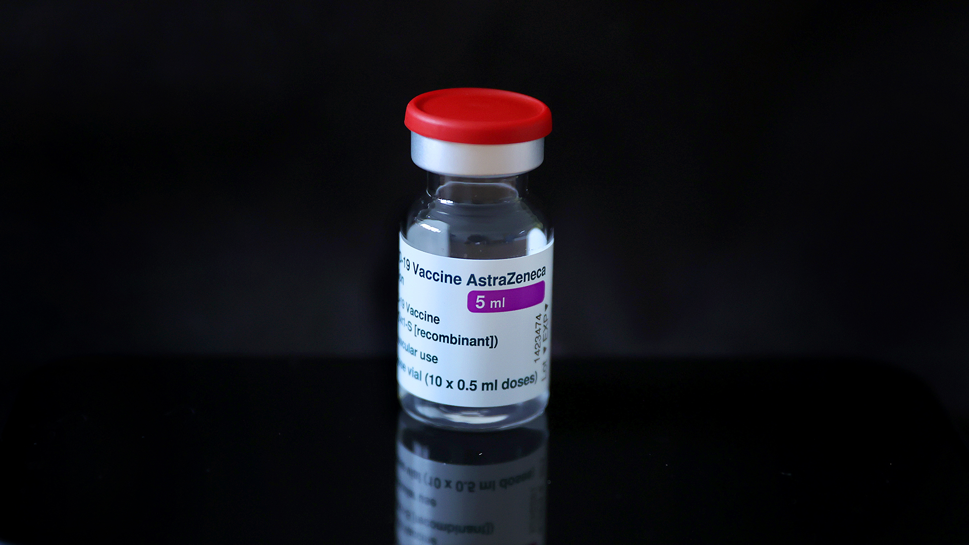 Dánia felfüggeszti az AstraZeneca vakcinák beadását